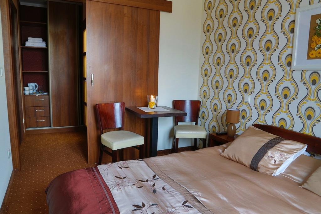 פרומבורק Pod Wzgorzem Bed & Breakfast חדר תמונה