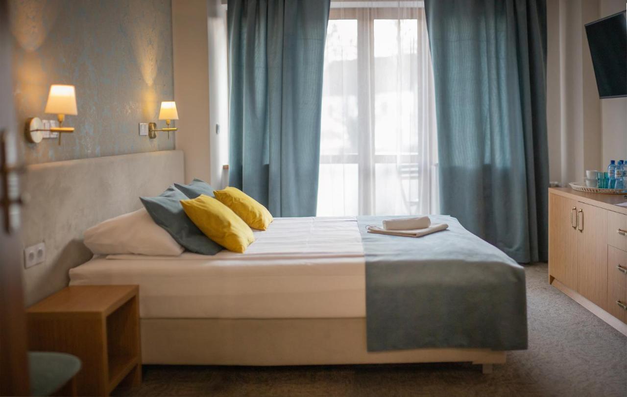 פרומבורק Pod Wzgorzem Bed & Breakfast מראה חיצוני תמונה